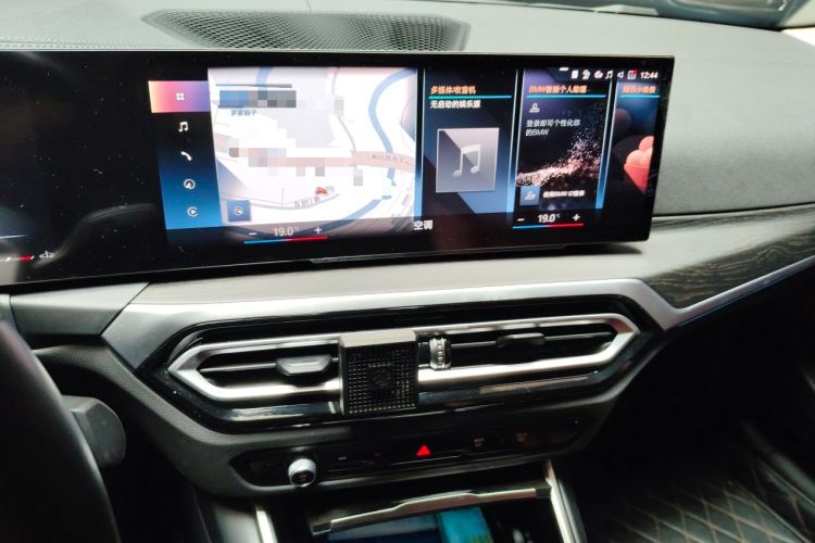 Used BMW 4 Series 2023 425i M Sport Package Audio And AC Panel