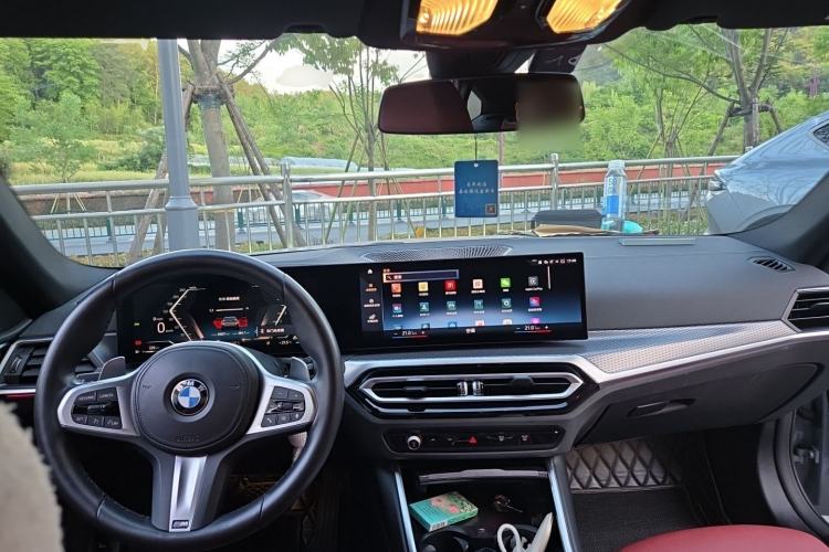 Used BMW 4 Series 2023 425i Gran Coupe M Sport Night Edition Package Center Console