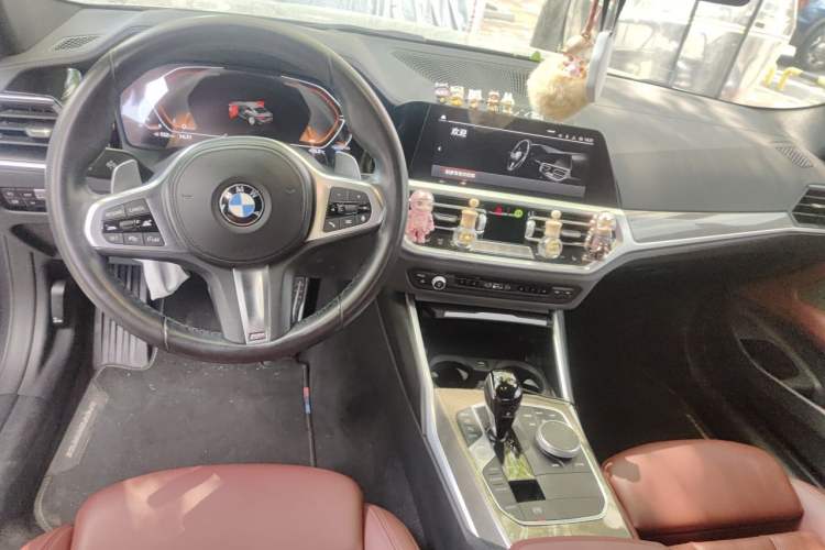 Used BMW 4 Series 2023 430i M Sport Night Edition Center Console
