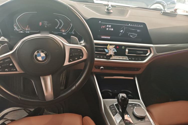 Used BMW 4 Series 2023 430i M Sport Night Edition Center Console