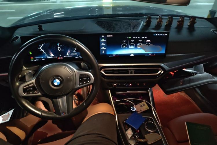 Used BMW 4 Series 2023 425i Gran Coupe M Sport Night Edition Package Center Console