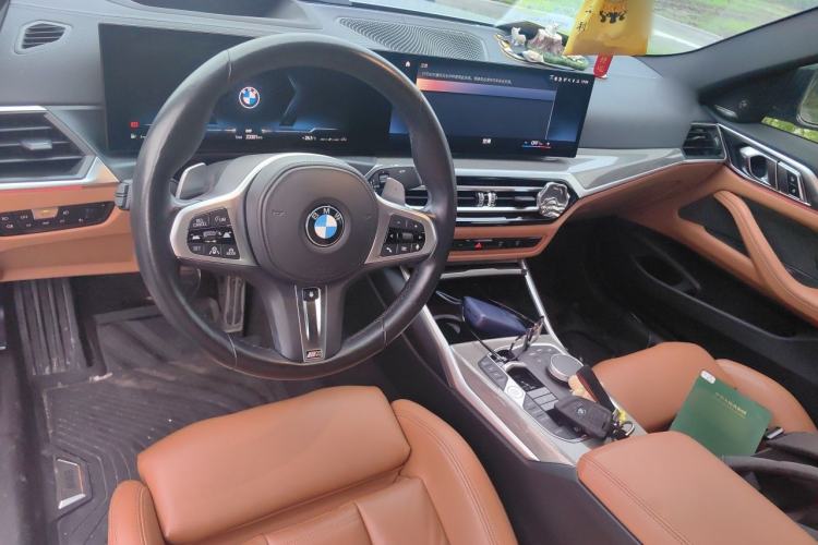 Used BMW 4 Series 2023 430i M Sport Night Edition Center Console