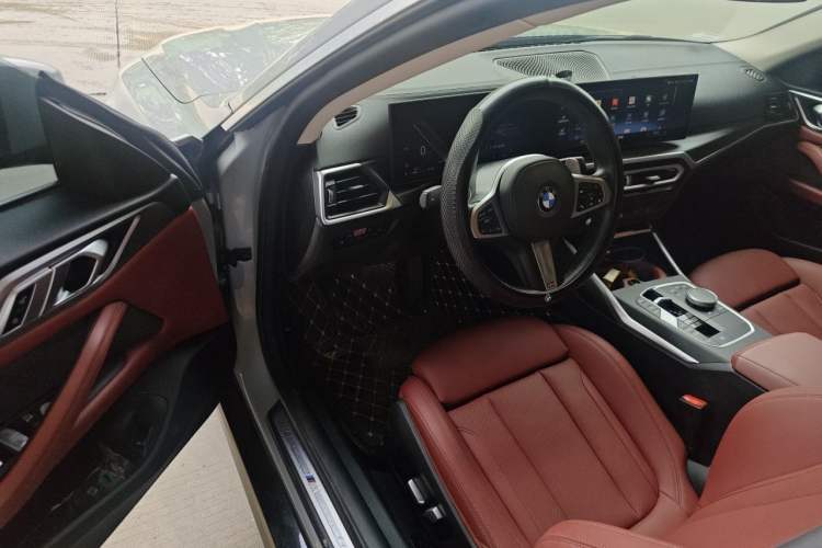 Used BMW 4 Series 2023 425i Gran Coupe M Sport Package Driver Seat