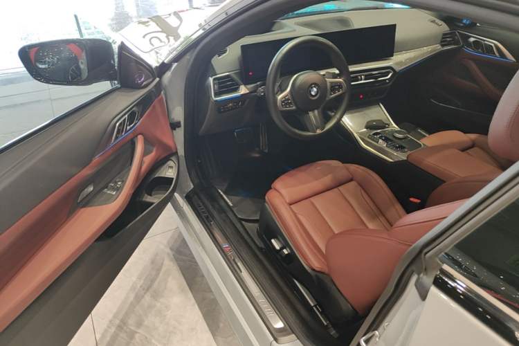 Used BMW 4 Series 2023 430i M Sport Night Edition Driver Seat