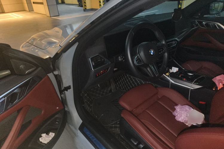 Used BMW 4 Series 2023 425i M Sport Night Edition Driver Seat