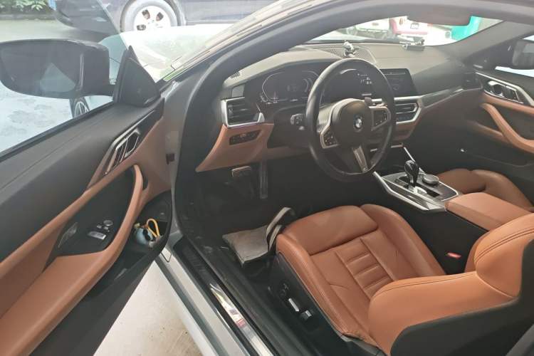 Used BMW 4 Series 2023 430i M Sport Night Edition Driver Seat