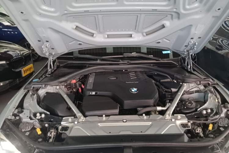 Used BMW 4 Series 2023 425i M Sport Package Engine Bay