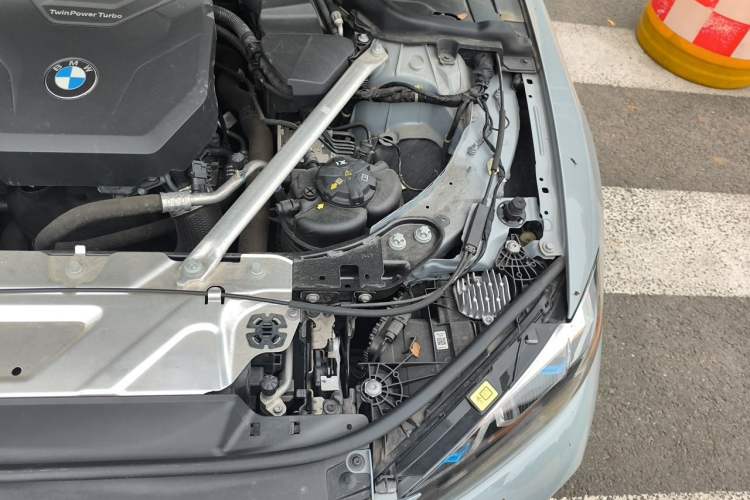 Used BMW 4 Series 2023 425i Gran Coupe M Sport Night Edition Package Engine Bay Left