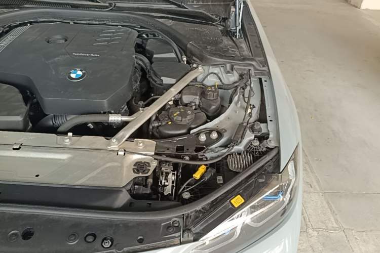 Used BMW 4 Series 2023 430i M Sport Night Edition Engine Bay Left