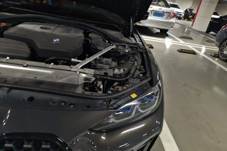 Used BMW 4 Series 2023 425i Gran Coupe M Sport Night Edition Package Engine Bay Left