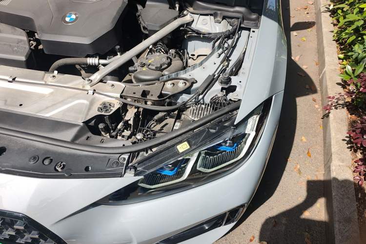 Used BMW 4 Series 2023 425i Gran Coupe M Sport Night Edition Package Engine Bay Left
