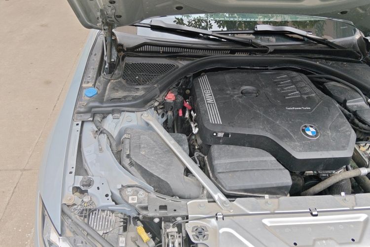 Used BMW 4 Series 2023 425i M Sport Night Edition Engine Bay Right