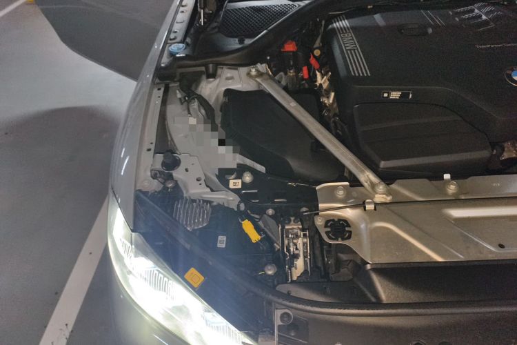 Used BMW 4 Series 2023 425i M Sport Night Edition Engine Bay Right