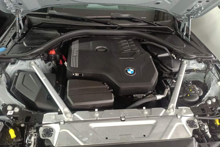 Used BMW 4 Series 2023 425i M Sport Package Engine Bay