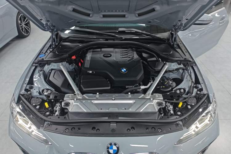 Used BMW 4 Series 2023 425i M Sport Package Engine Bay