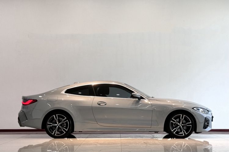 Used BMW 4 Series 2023 425i M Sport Package Exterior 3