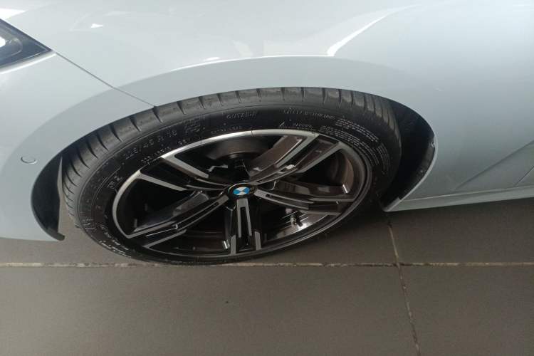 Used BMW 4 Series 2023 425i M Sport Package Exterior 4