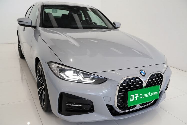 Used BMW 4 Series 2023 425i M Sport Package Front Right 45 Deg