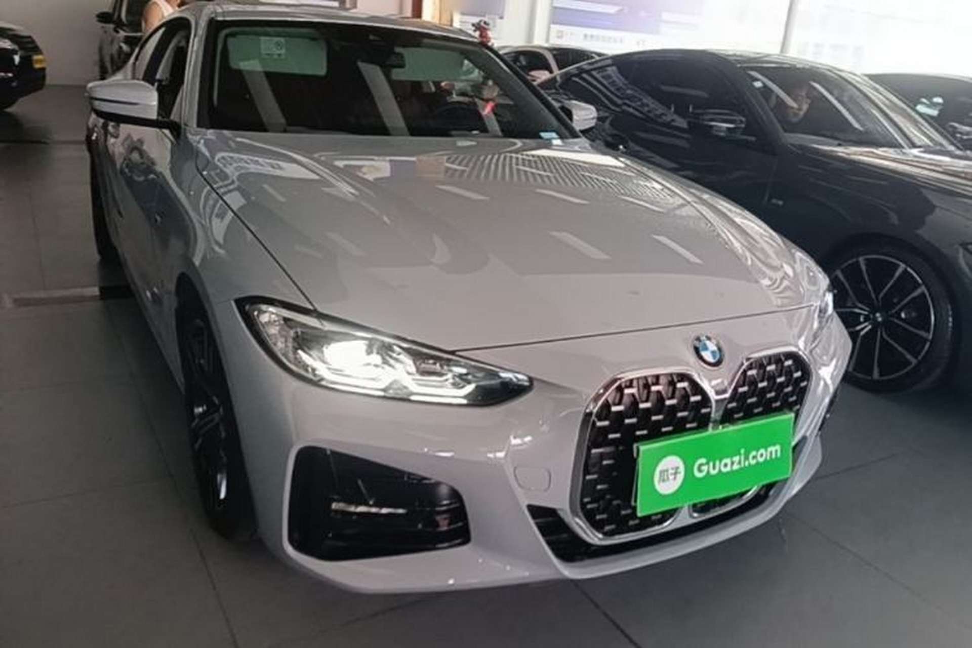 Used BMW 4 Series 2023 425i M Sport Package Front Right 45 Deg