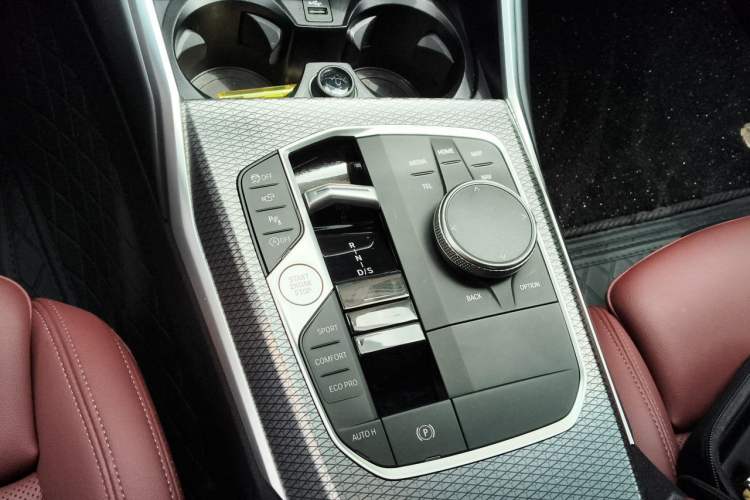 Used BMW 4 Series 2023 425i M Sport Night Edition Gear Lever
