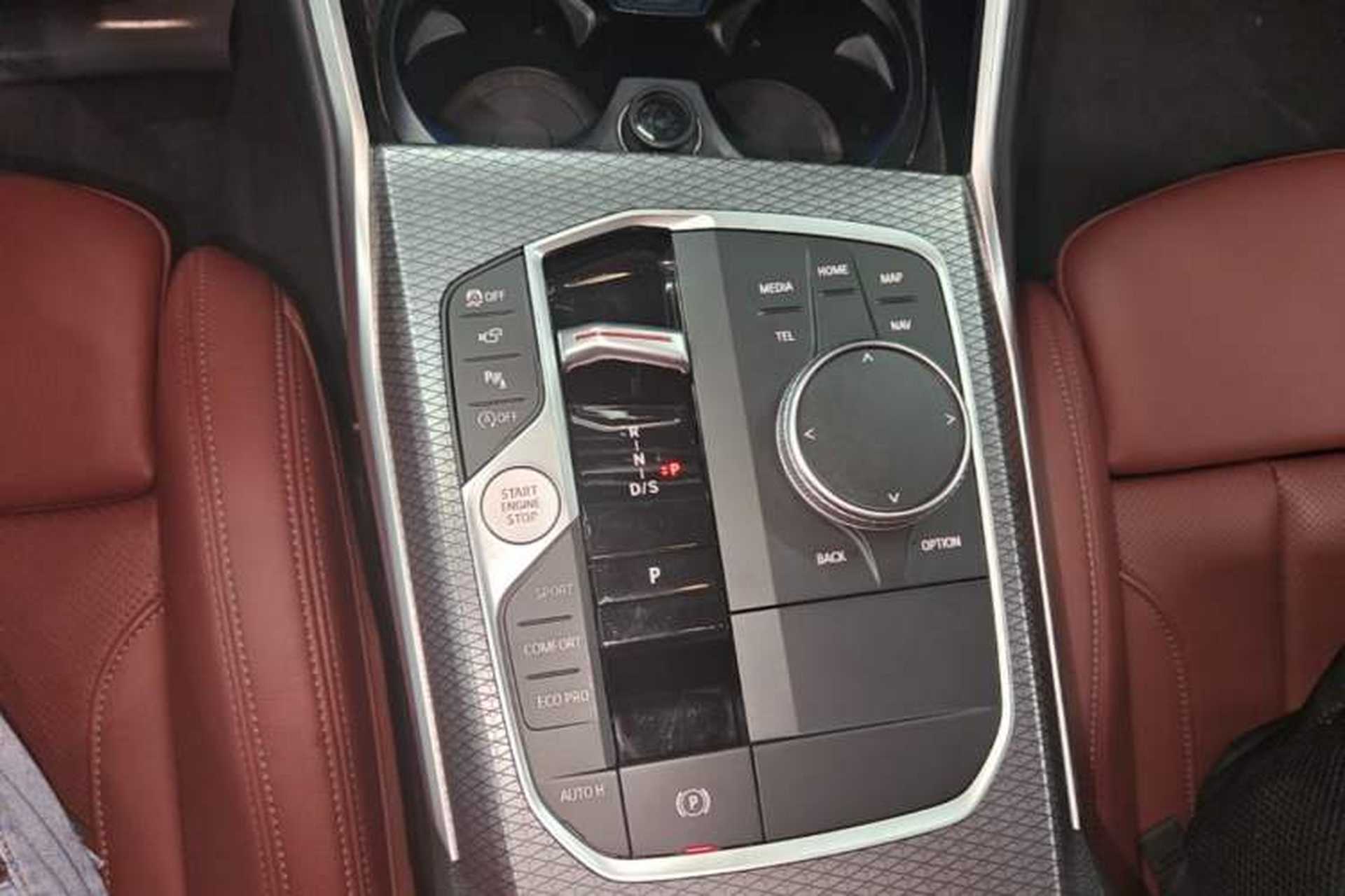 Used BMW 4 Series 2023 425i M Sport Night Edition Gear Lever