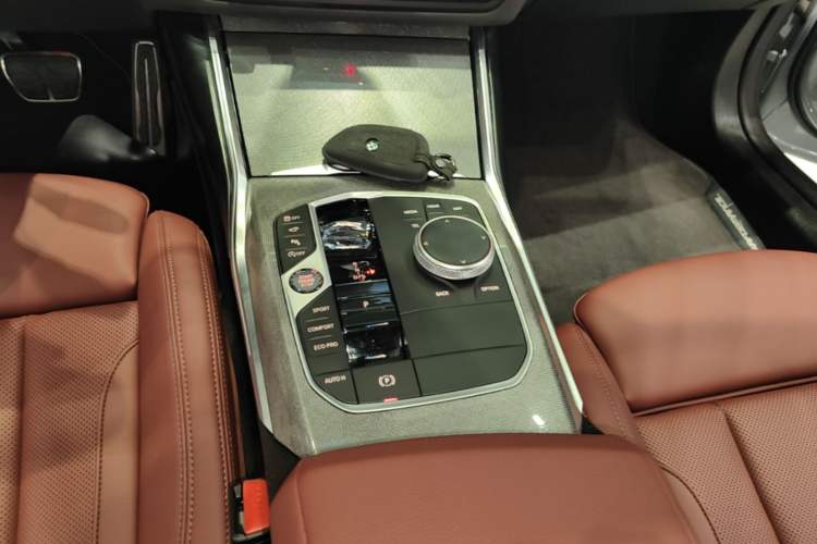 Used BMW 4 Series 2023 430i M Sport Night Edition Gear Lever