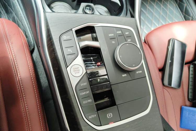 Used BMW 4 Series 2023 425i M Sport Package Gear Lever