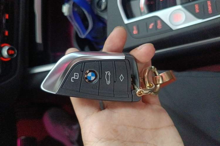 Used BMW 4 Series 2023 425i M Sport Package Interior 1
