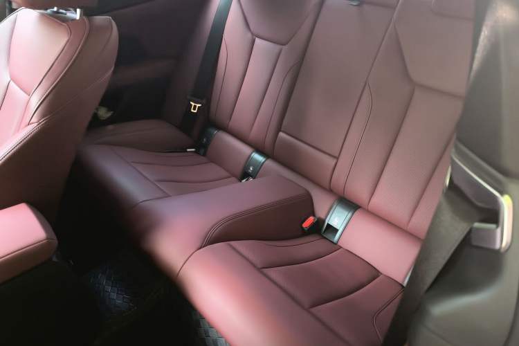 Used BMW 4 Series 2023 425i M Sport Night Edition Left Rear Seat