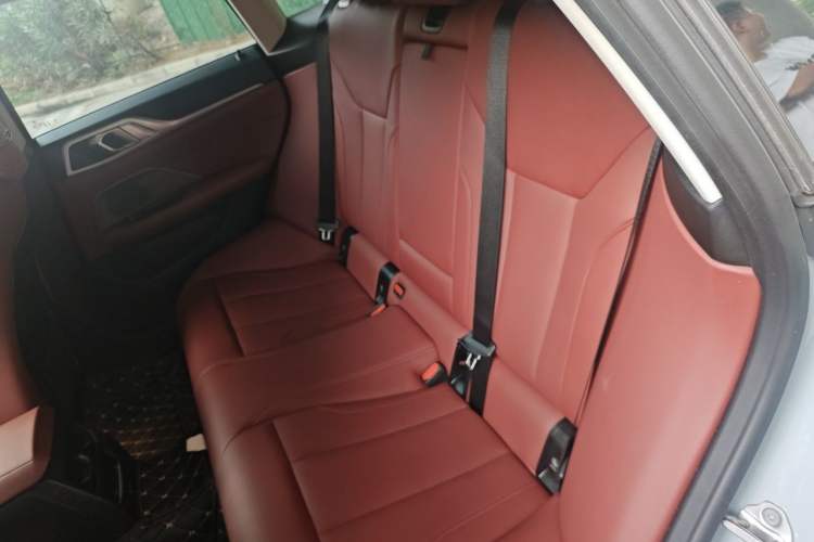 Used BMW 4 Series 2023 425i Gran Coupe M Sport Package Left Rear Seat