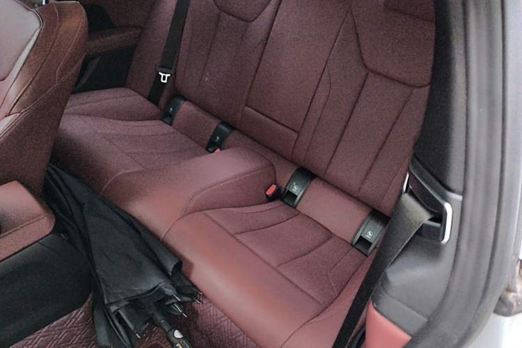 Used BMW 4 Series 2023 425i M Sport Night Edition Left Rear Seat