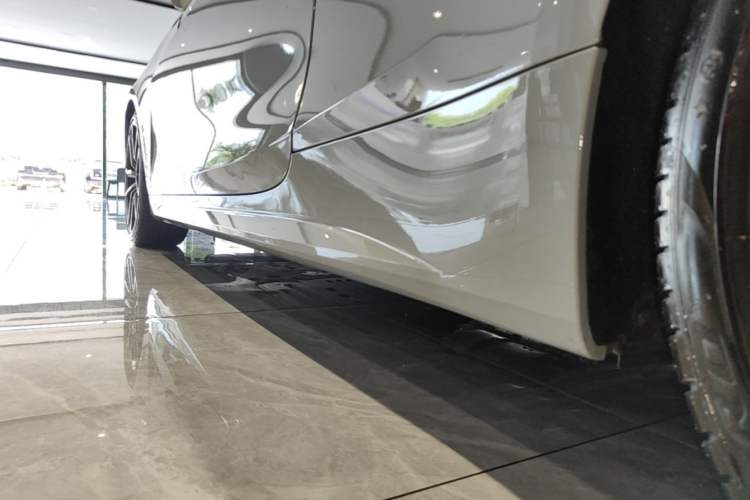 Used BMW 4 Series 2023 430i M Sport Night Edition Left Side Sill