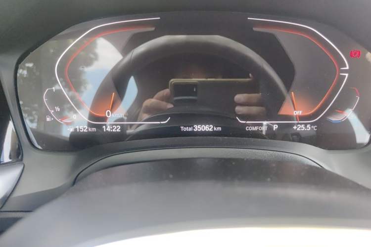 Used BMW 4 Series 2023 430i M Sport Night Edition Odometer Close Up
