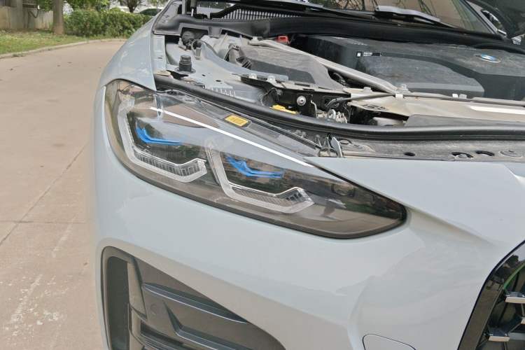 Used BMW 4 Series 2023 425i M Sport Night Edition Right Front Headlight