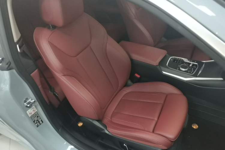 Used BMW 4 Series 2023 425i M Sport Package Right Front Seat
