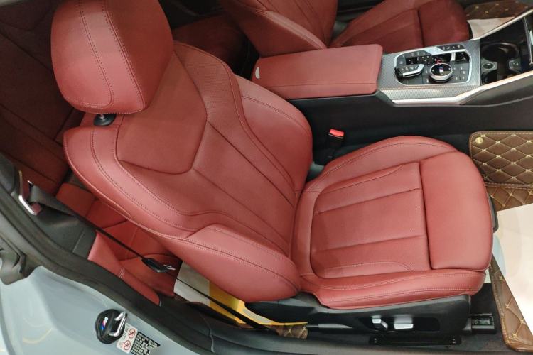 Used BMW 4 Series 2023 425i M Sport Night Edition Right Front Seat