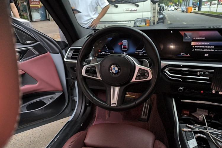 Used BMW 4 Series 2023 425i M Sport Night Edition Steering Wheel