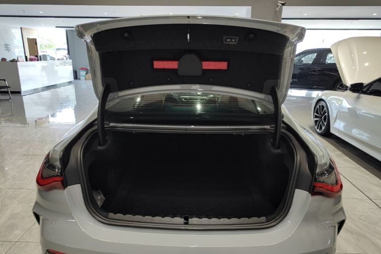 Used BMW 4 Series 2023 430i M Sport Night Edition Trunk