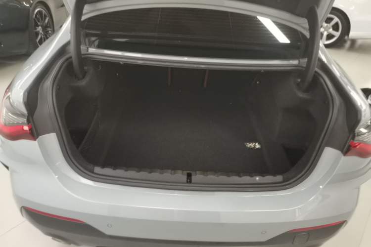 Used BMW 4 Series 2023 425i M Sport Package Trunk