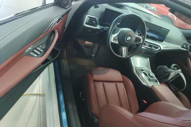 Used BMW 4 Series 2023 430i Convertible M Sport Night Edition Package Driver Seat