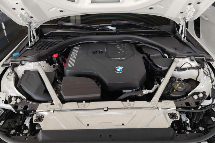 Used BMW 4 Series 2023 425i Gran Coupe M Sport Night Edition Package Engine Bay