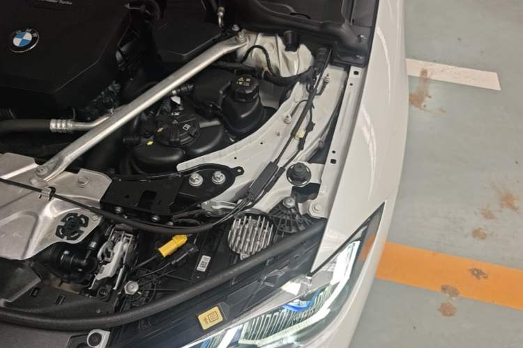 Used BMW 4 Series 2023 430i M Sport Night Edition Engine Bay Left