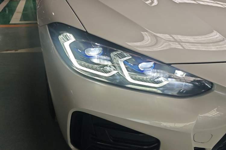 Used BMW 4 Series 2023 430i M Sport Night Edition Right Front Headlight