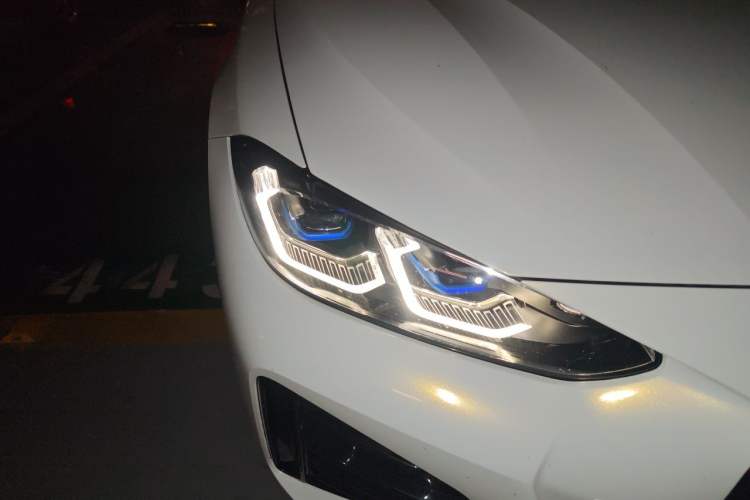 Used BMW 4 Series 2023 430i Gran Coupe M Sport Night Edition Right Front Headlight
