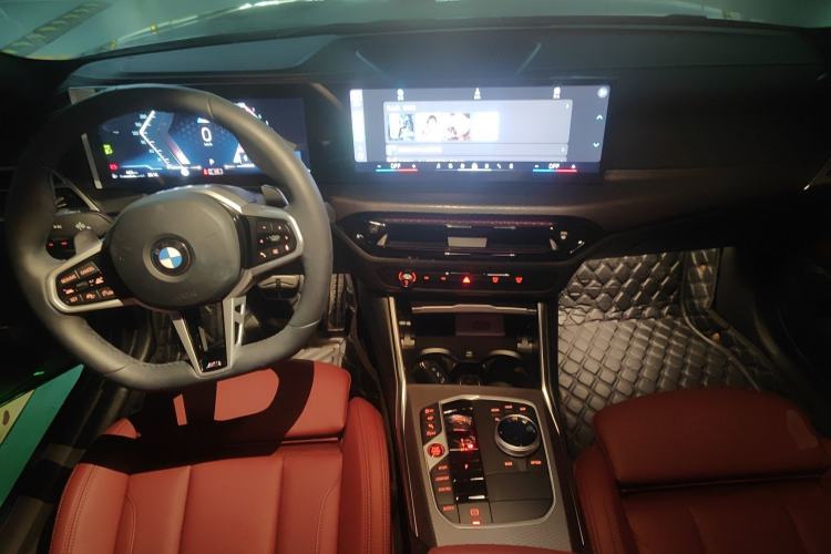 Used BMW 4 Series 2024 430i M Sport Night Edition Center Console