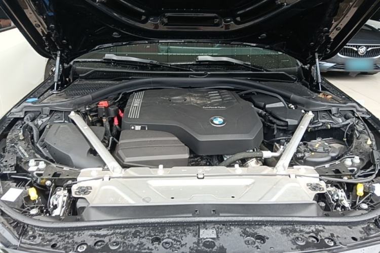 Used BMW 4 Series 2024 425i M Sport Package Engine Bay