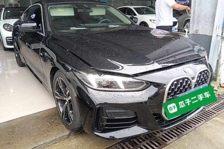 Used BMW 4 Series 2024 425i M Sport Package Front Right 45 Deg