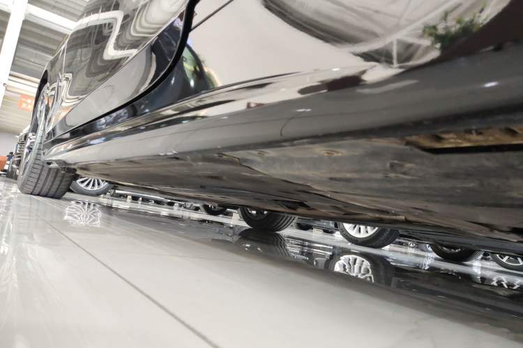 Used BMW 4 Series 2024 425i M Sport Package Left Side Sill