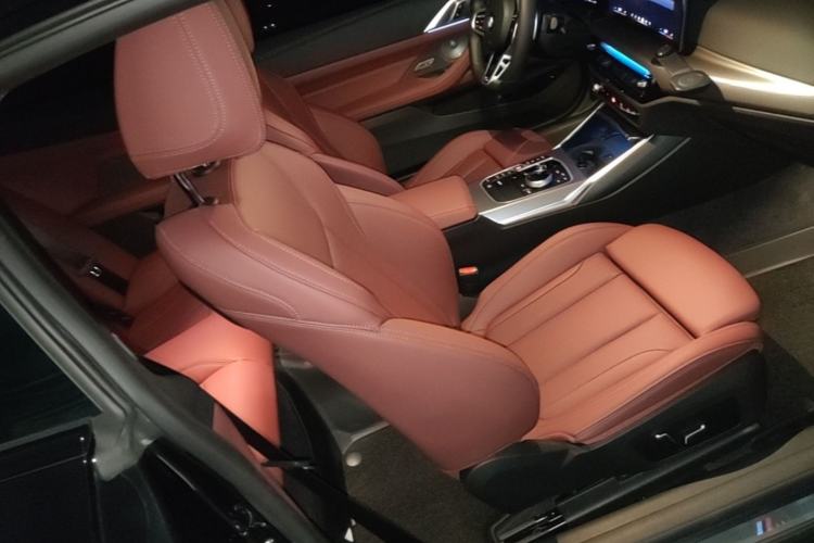 Used BMW 4 Series 2024 430i M Sport Night Edition Right Front Seat