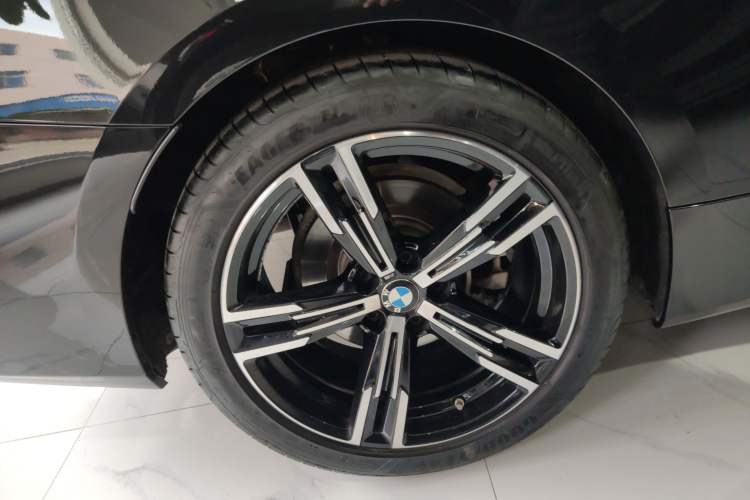Used BMW 4 Series 2024 425i M Sport Package Right Rear Wheel Hub